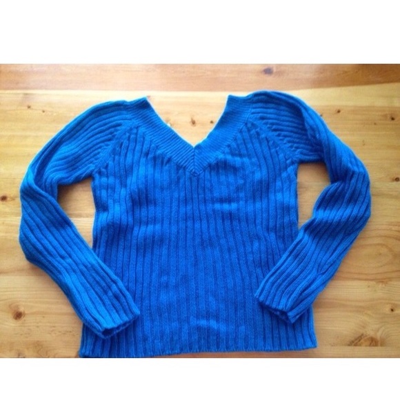 Forenza Sweaters - 2/$20 Forenza THICK warm vintage sweater